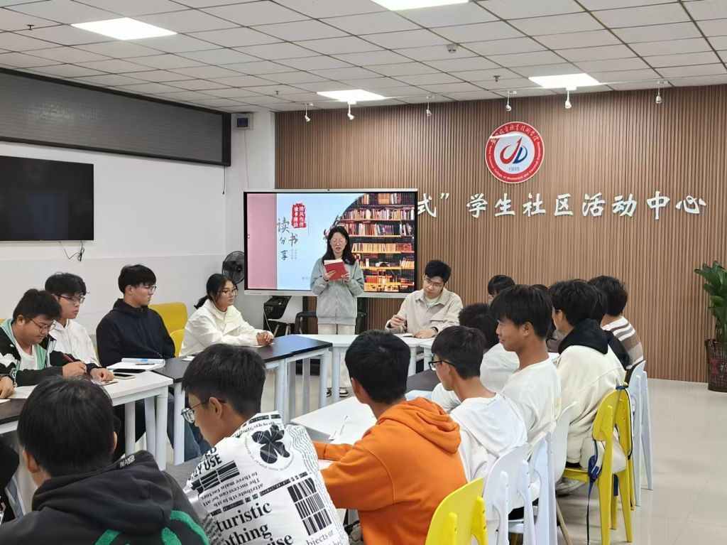 eba7c51a6f9b743888da831a81ba283.jpg
