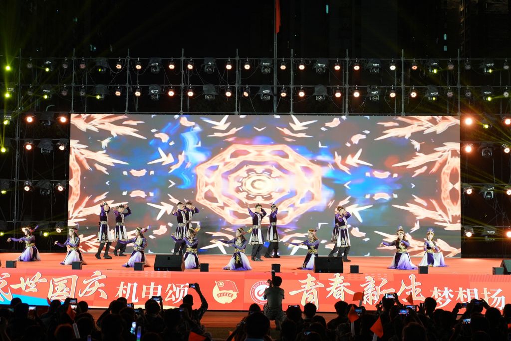 图12 丝绸之路的回响.jpg