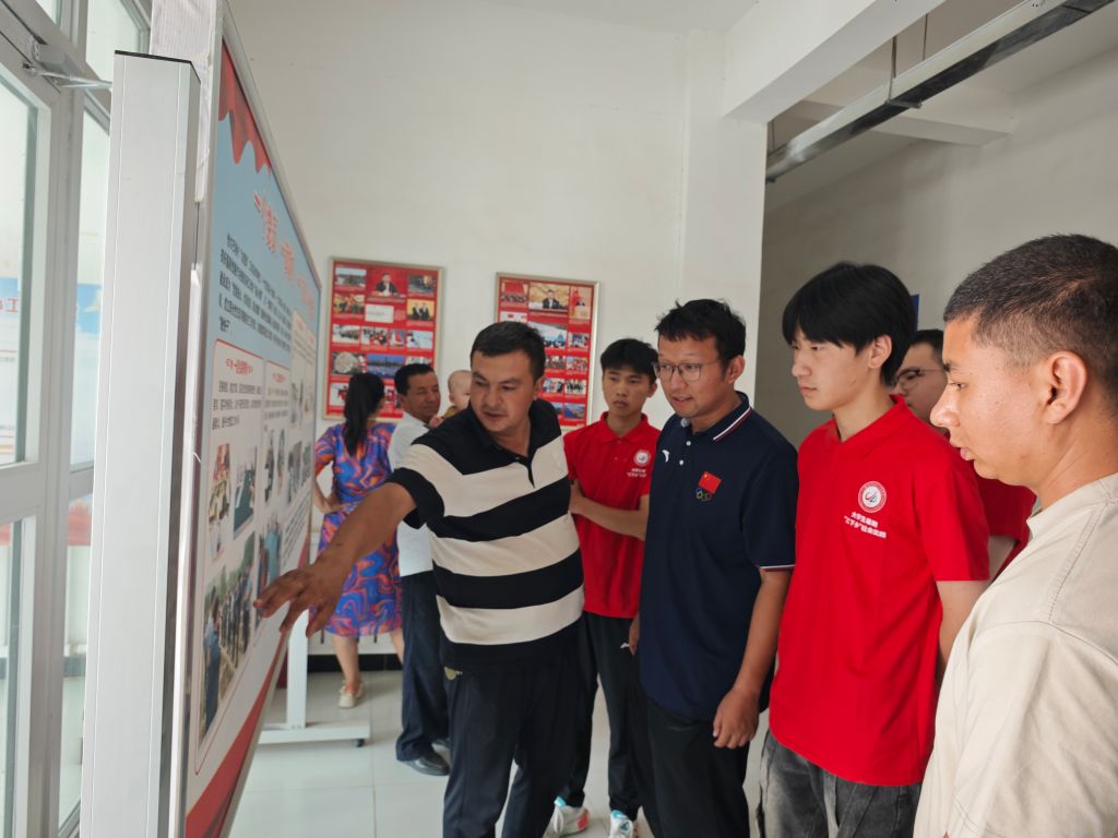cee25dcc0f7c06237d9c07c24e5ae78.jpg