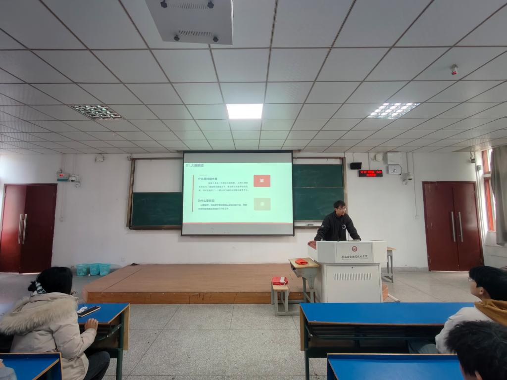 06346aea345f50a181a8bce01ec92dd.jpg
