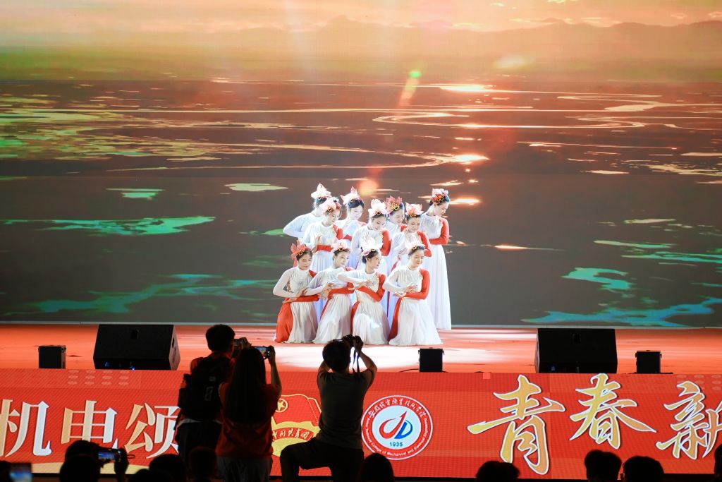 图5 万疆.jpg
