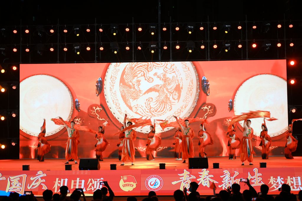 图22 抬龙王.jpg
