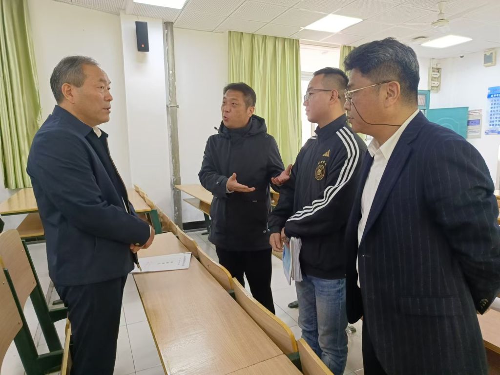 商贸教学巡查-01.jpg